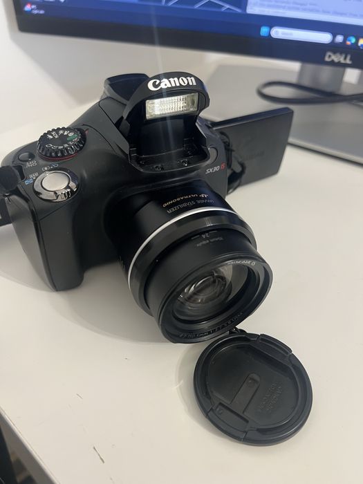 Canon SX30 IS 14.1MP