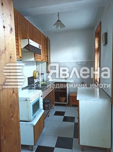 Жилище с планинска гледка