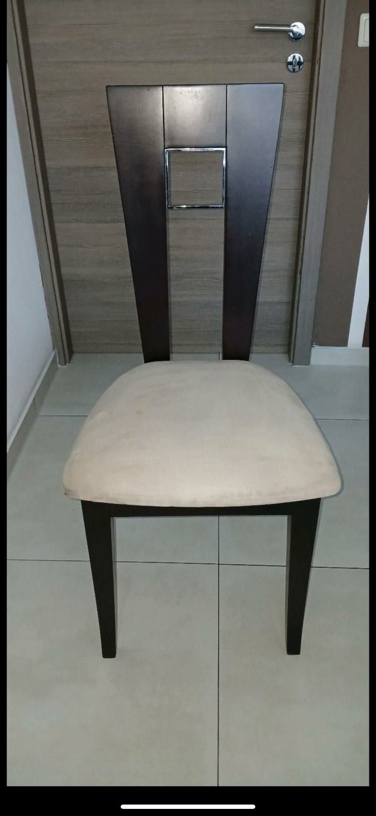 Vand masa cu 6 scaune extensibila
