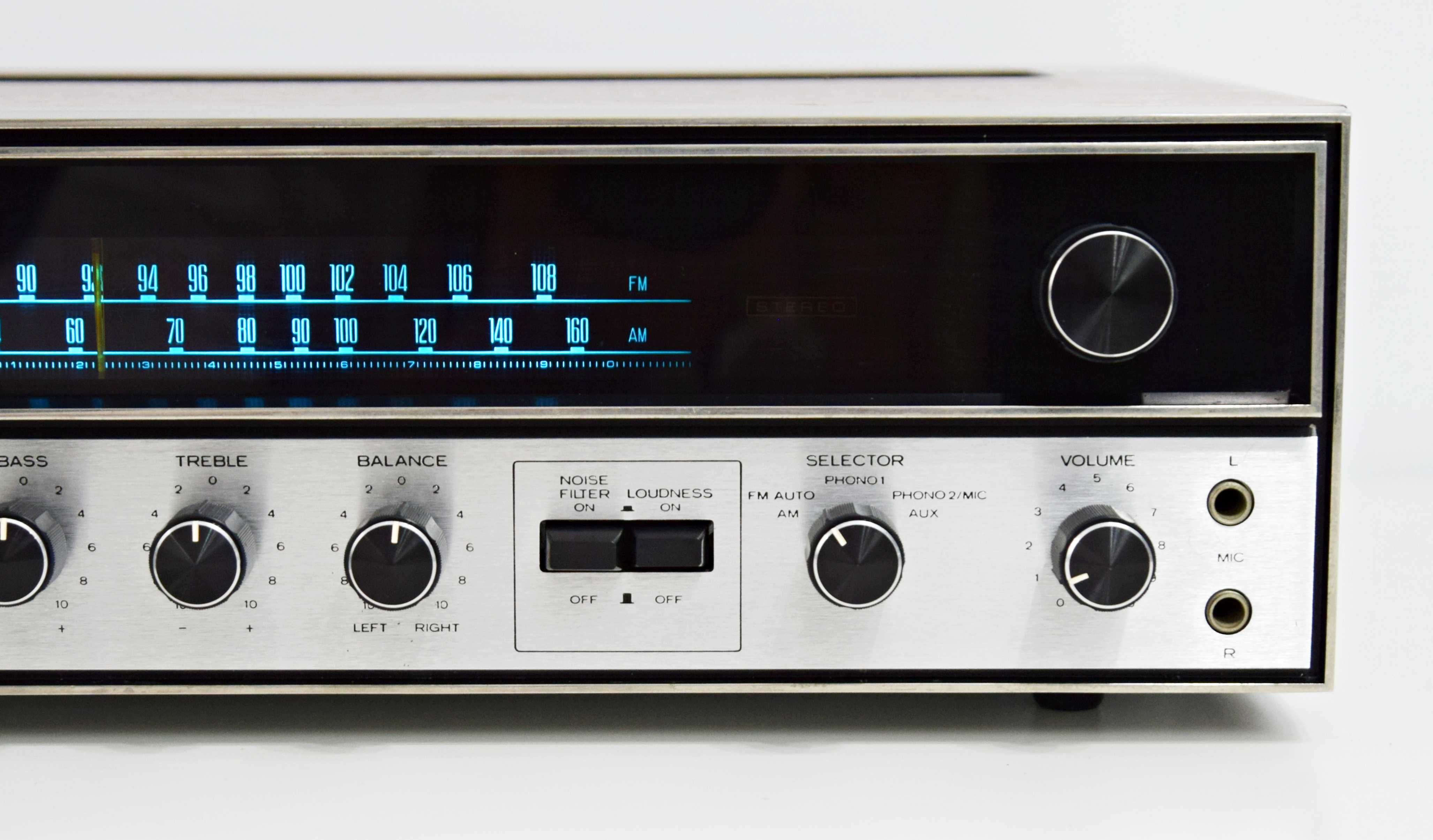 Amplituner Kenwood KR-3130, amplificator