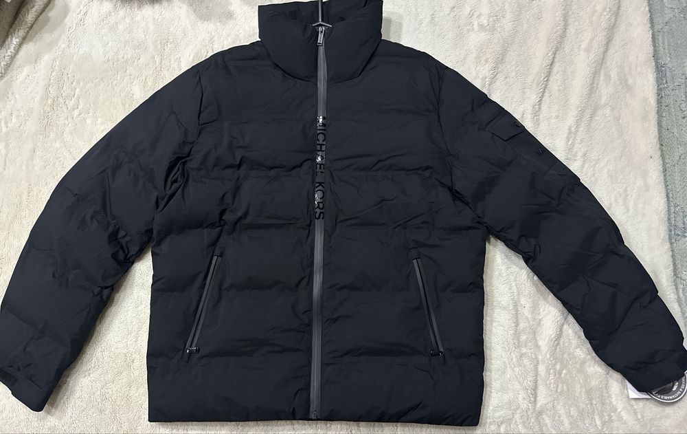 Michael Kors яке ,ново