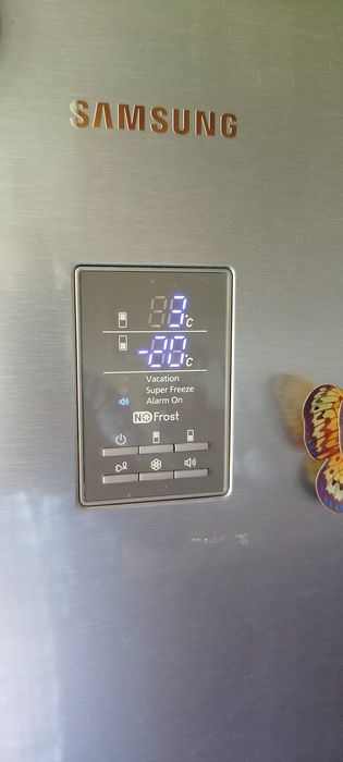 Продаю холодильник SAMSUNG