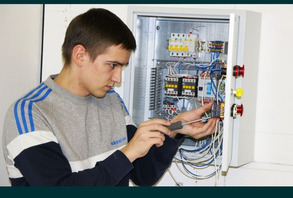 Без посредников! Частный электрик – круглосуточно