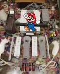 Nintendo Wii Нинтендо Уии с много  ТОП игри дискове 4 контролера Mario