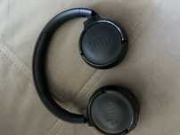 Casti JBL si Sony