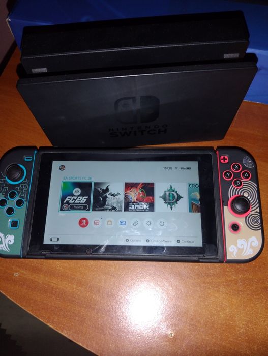 Nintendo Switch v2 modat cu cip / FIFA 26.