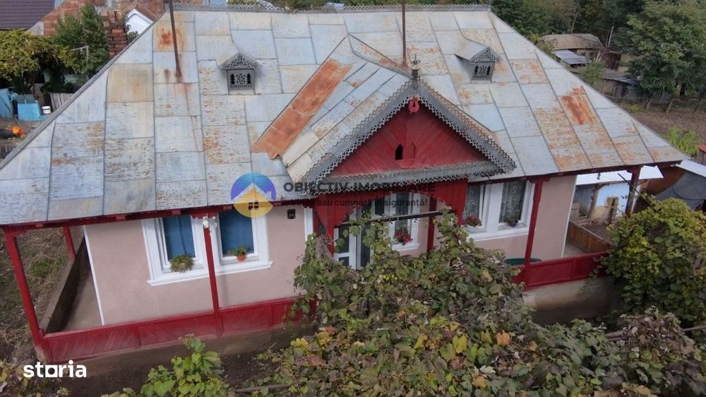 Casa + Teren de vanzare – Comuna Margineni