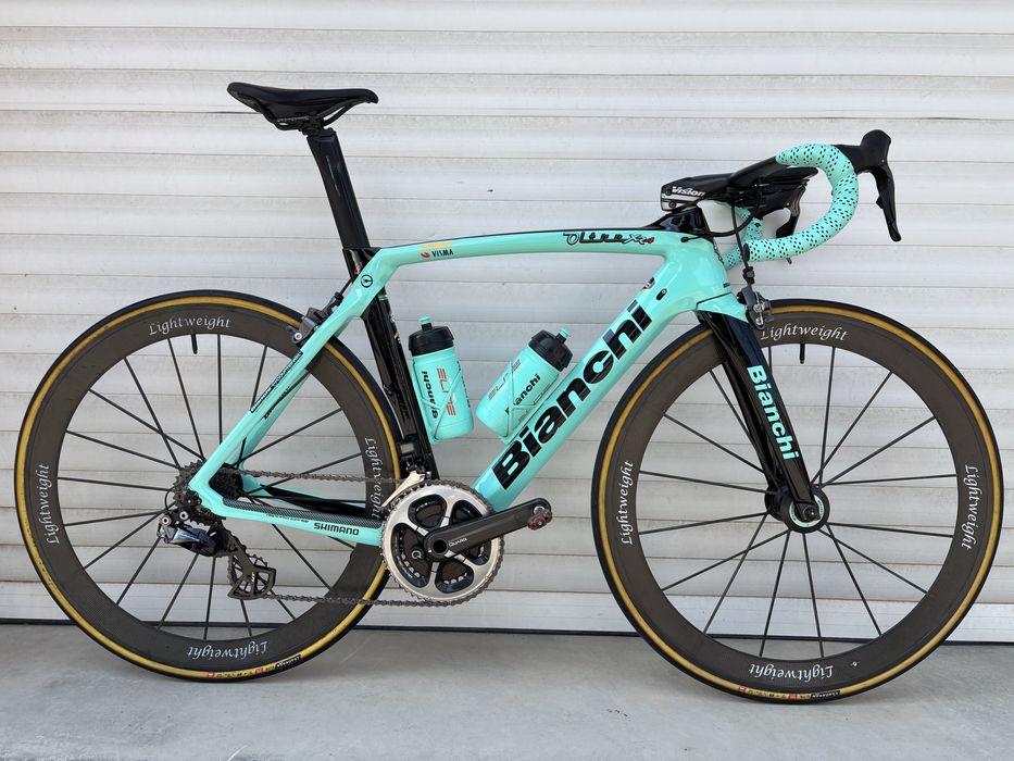 Шосеен велосипед Bianchi Oltre xr4