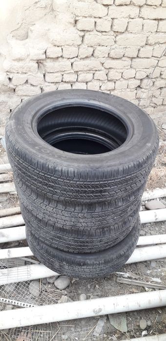 Charomhoo оригинал продаются комплект балконов 195/65/15. 4 месяца