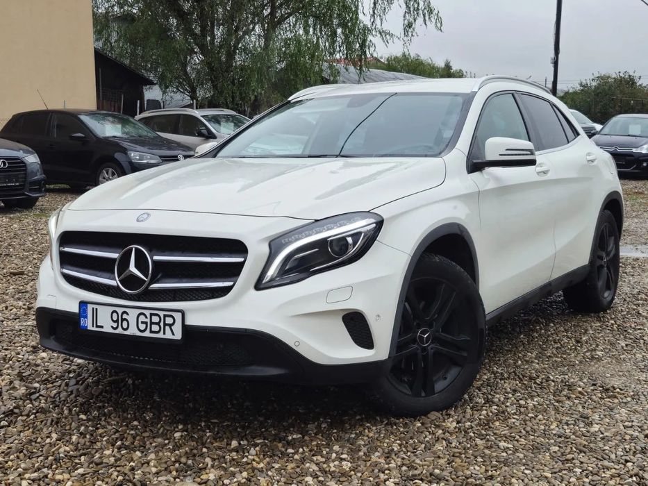 Mercedes-Benz GLA Mercedes-benz GLA 200CDI 2015 Led Camera marsarier