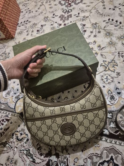 Продам,!  сумку Гуччи. &&&