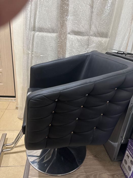 Кресло парикмахерская