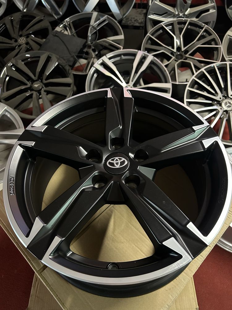 17 цола 5х114.3 Nissan Juke Qashqai Dacia  Toyota C-HR Honda Renault
