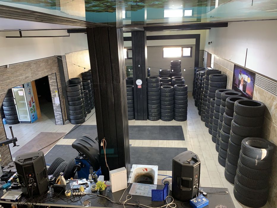 205 55 16 , 185 65 15, 225 45 17, 225 50 17,196 65 15 ,