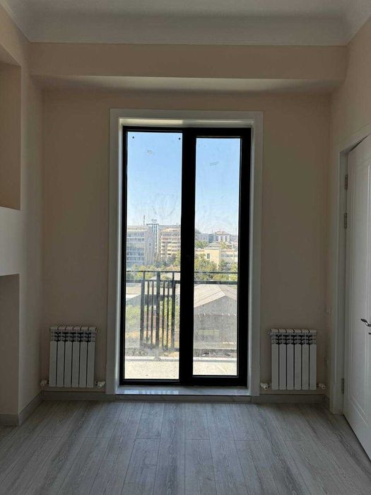 Продается 2 комнатная квартира на Ц1. В новостройке. 93000 у е