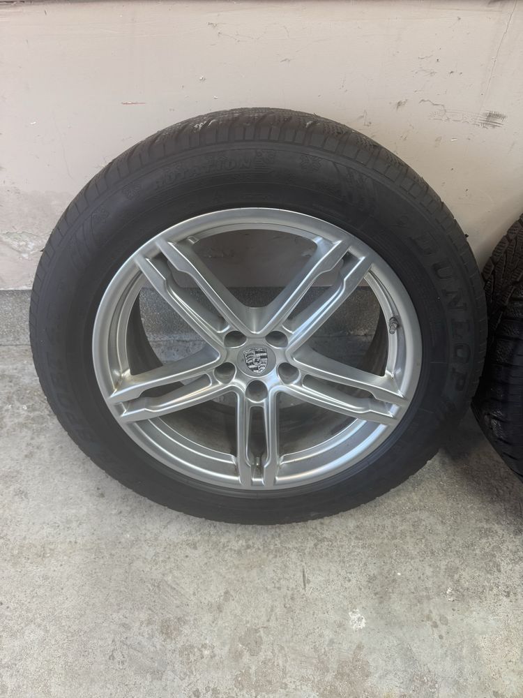 Джанти със зимни гуми 5х112 R19 за Porsche Macan