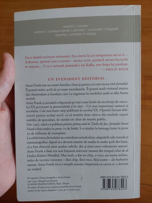 Vând carte "Jurnalul Annei Frank"+semn de carte
