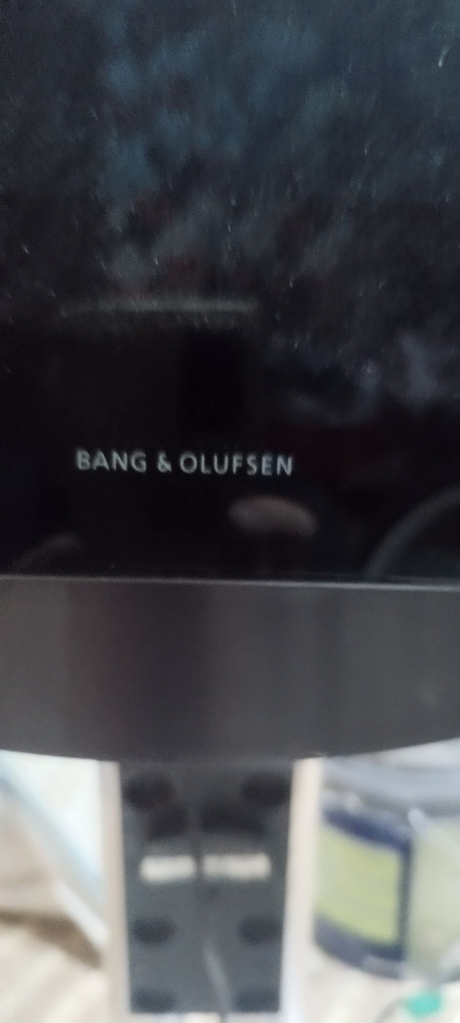 Bang&olufsen.   Beo vision 7-40