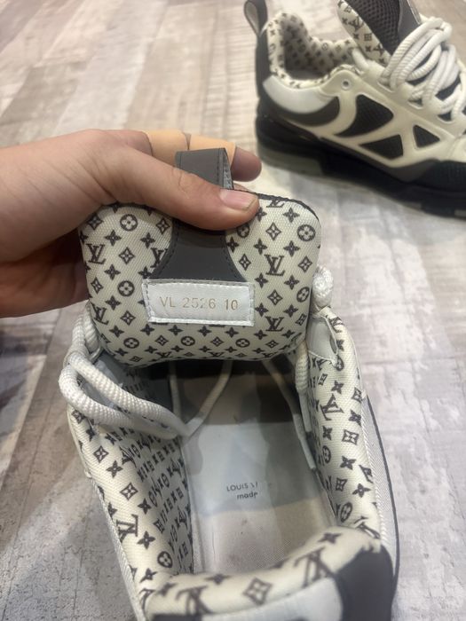 Lv arch lichtsneaker