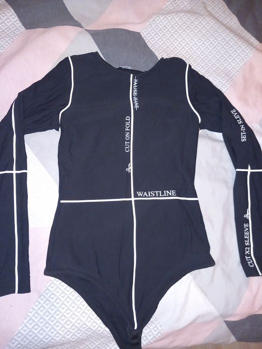 Черно боди Pause