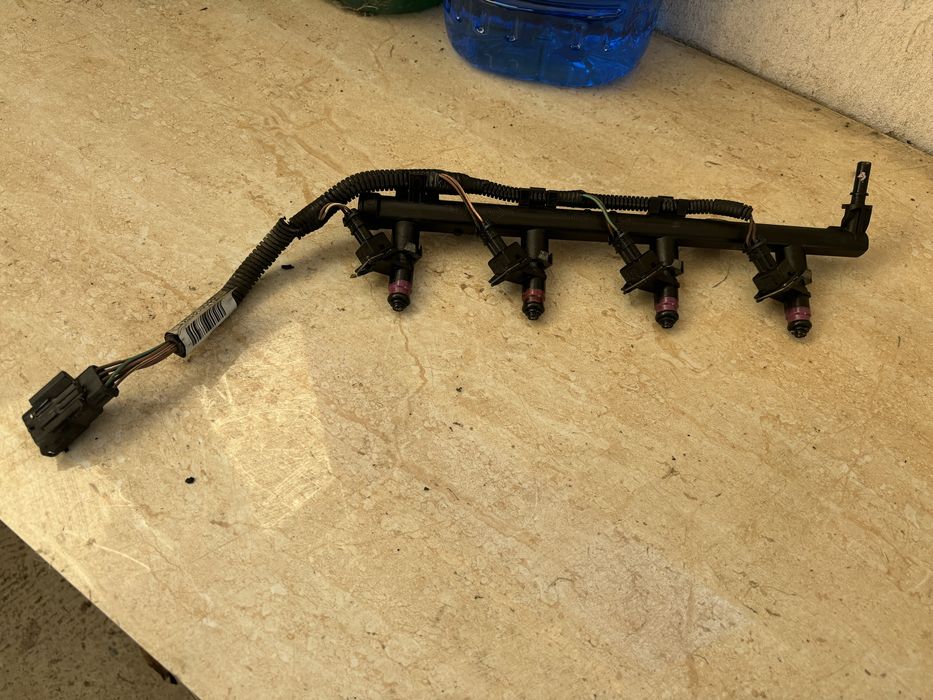 Injectoare Siemens Deka  renault scenic 3  1.6 16 v. Benzină euro 5