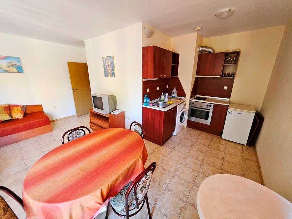 Продава се Двустаен апартамент в к.к. Слънчев бряг - 55 кв.м за 1271 €/кв.м - Снимка #4