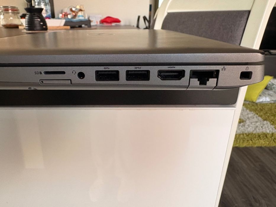 Laptop Dell Latitude 5411 – Business performant, compact și fiabil!