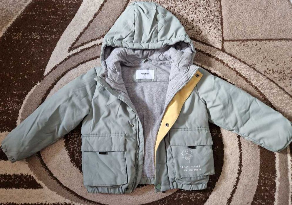 Geacă Reserved mărimea 110