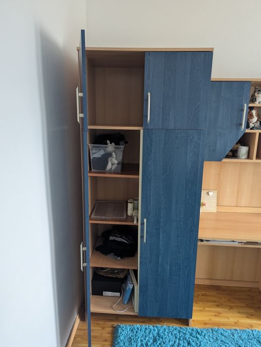 Mobilă tineret stare bună