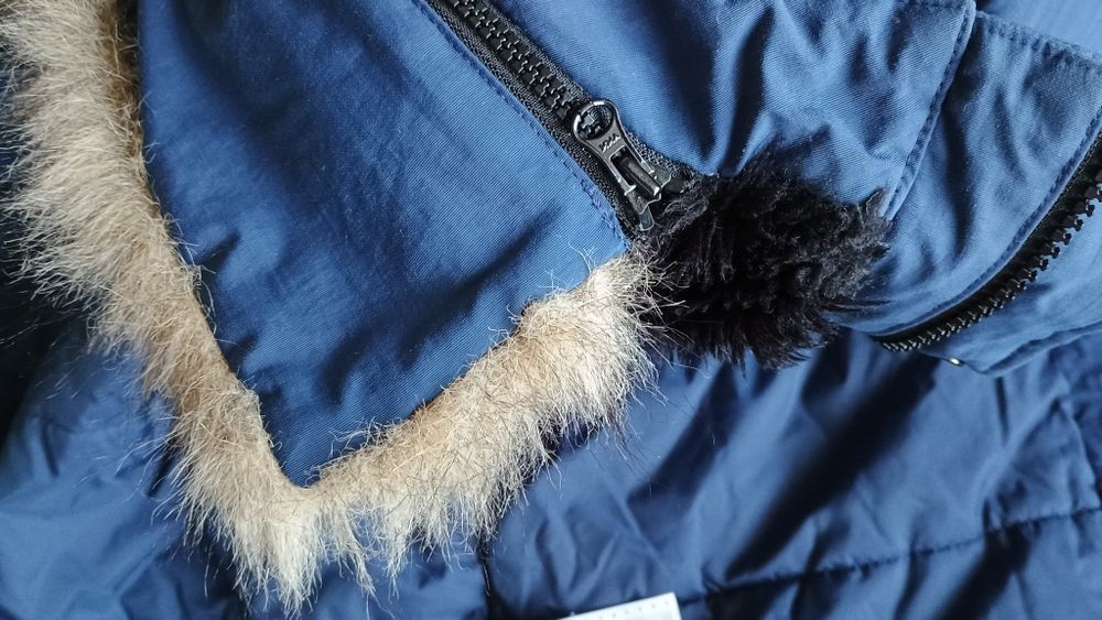 Продавам зимно яке Carhartt ,размер Ххл