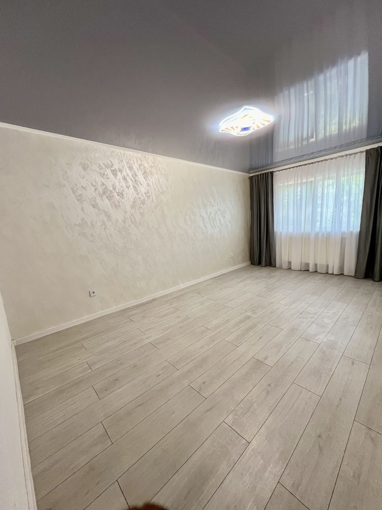 Apartament 2 camere etaj 2-renovat