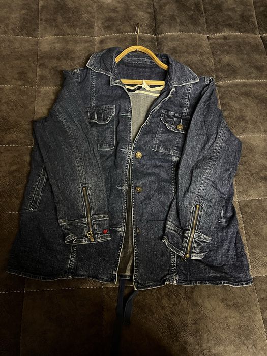 Женская джинсовая куртка на весну