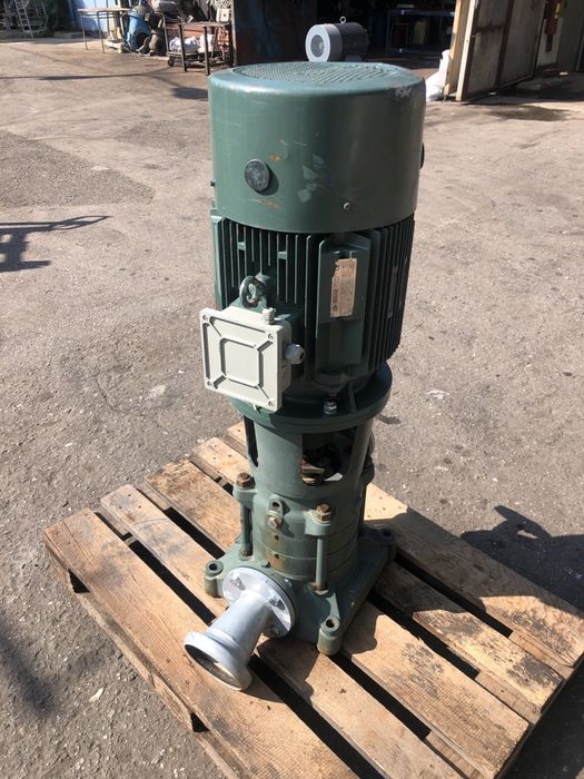 Вертикална помпа за вода