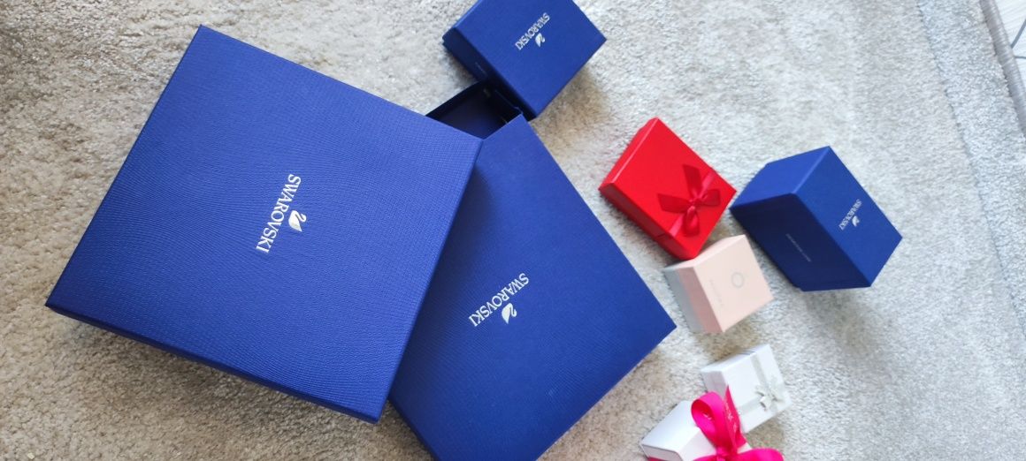 Кутии за бижута Swarovski, Pandora и Eden Boutique