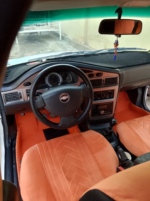 Neksiya 2 xolati allo naxtga sotiladi