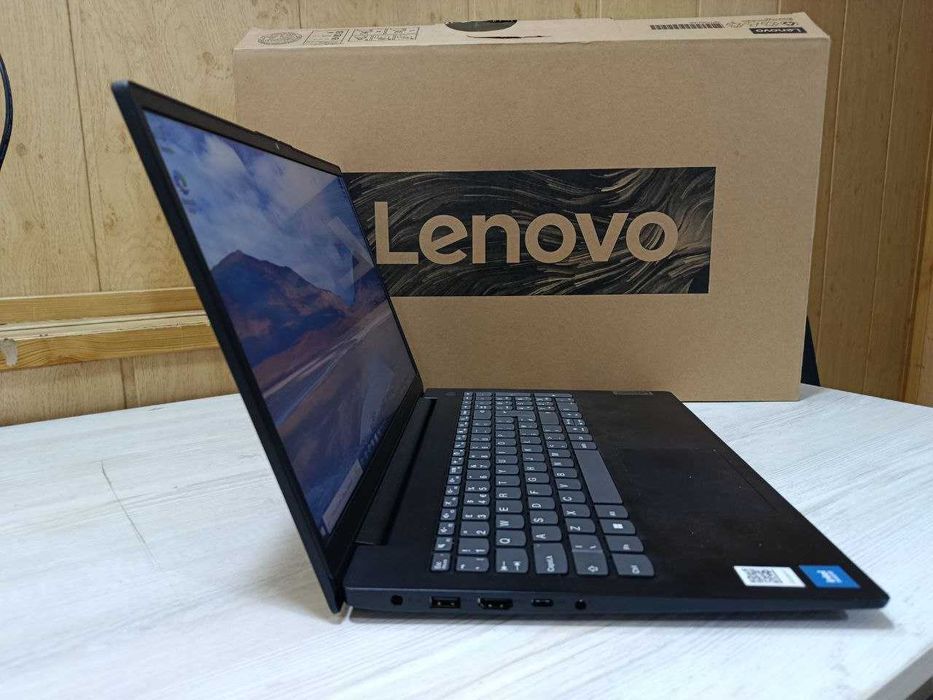 Продается ноутбук Lenovo