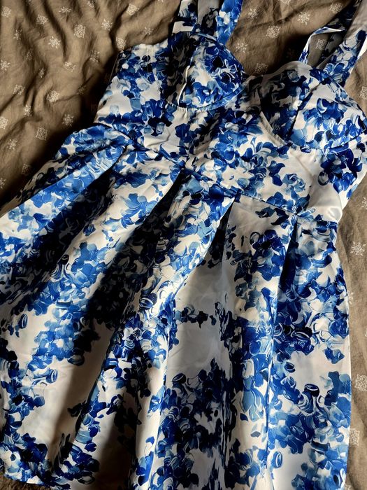 Дамска рокля с флорален принт