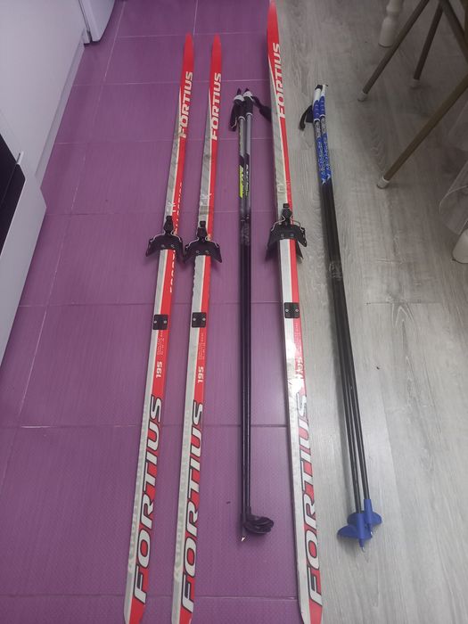 Профессиональные беговые лыжи в полном комплекте