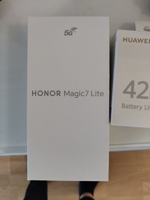 Vand telefon Honor magic 7lite si casti huawei free brudss