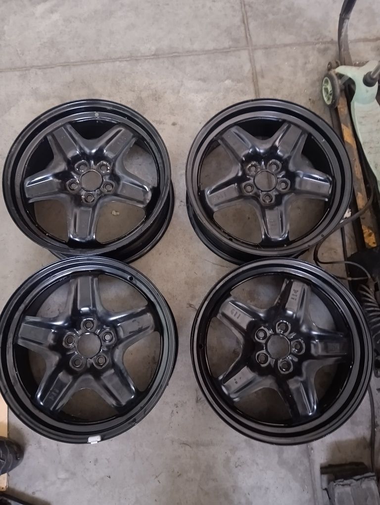 Opel Astra 17-5x105 7J
