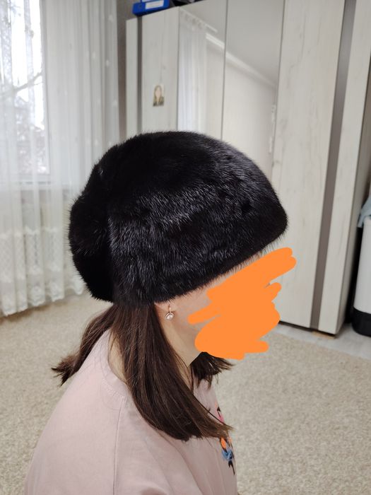 Продам норковую женскую шапку