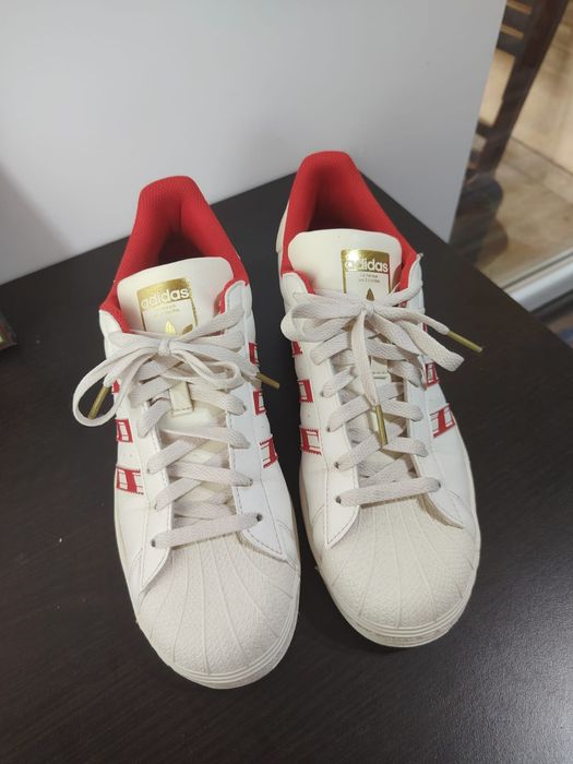 Adidas Superstar