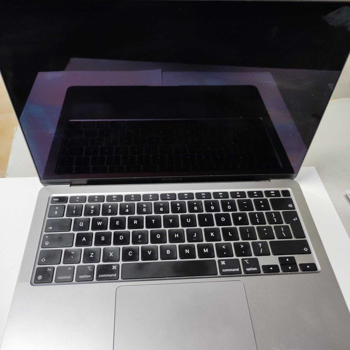 Лаптоп Apple MacBook Air M1 А2337(2020) 256GB 8 Ram