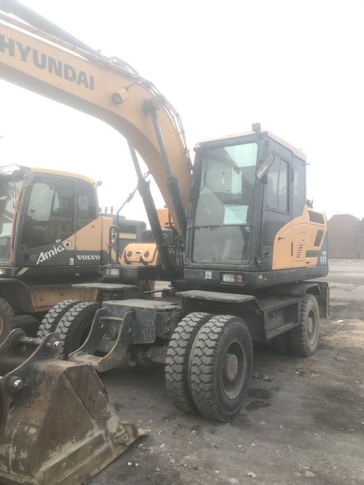 Ekskavator Hyundai HW145 Yili2018