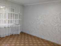 Продаю квартиру в Яшнабадском районе 1 комнатная 28 м2 на 1 этаже.