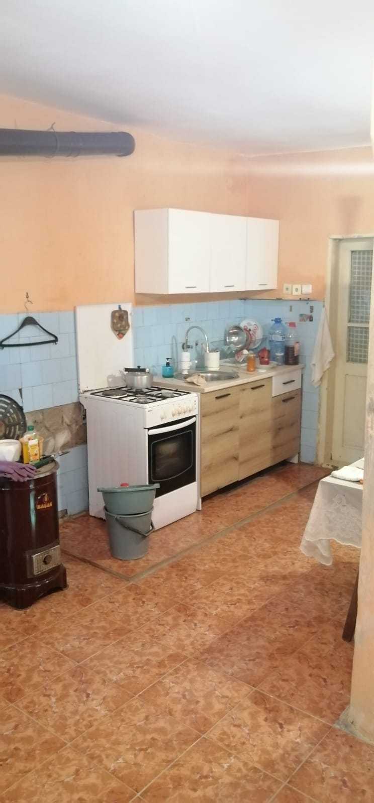 Продавам Къща с.Комощица
