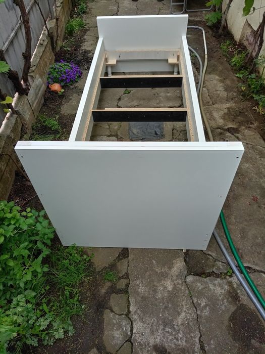 Cadru pat nou cu mici defectiuni