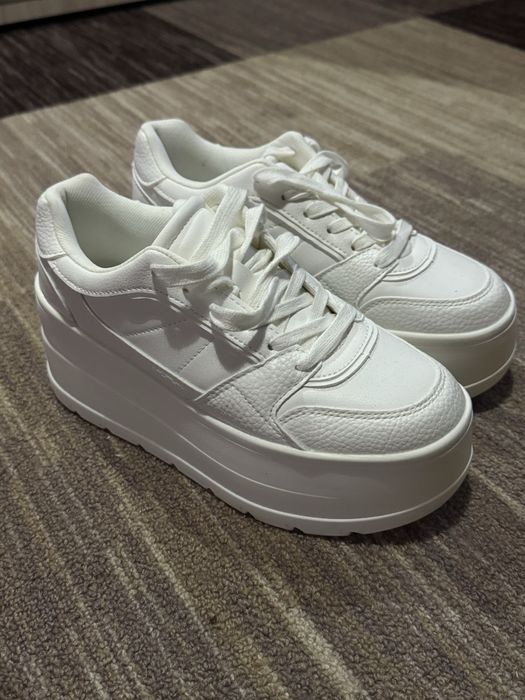 ZARA нови дамски маратонки