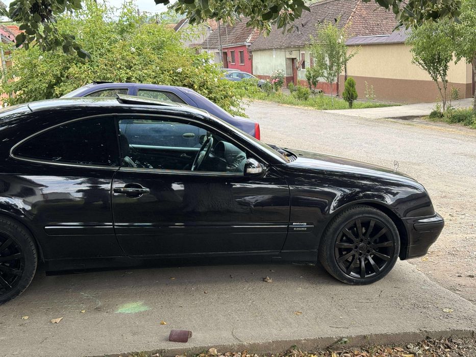 Vand sau schimb Mercedes-Benz Clk