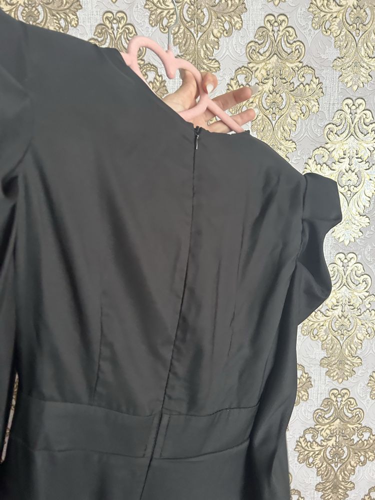 Vand rochie Prive boutique